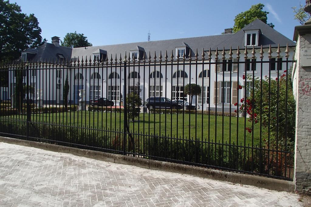 Luxury Apartments Arendshof Antwerp Exterior photo